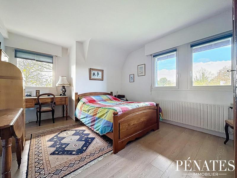 Maison - 172 m² - 7 pièces