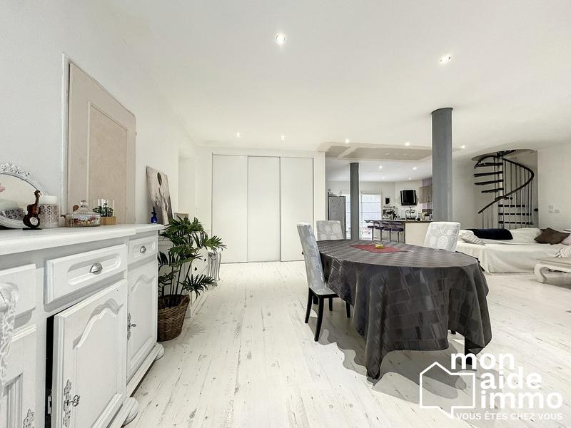 Maison ancienne - 166 m² - 6 pièces