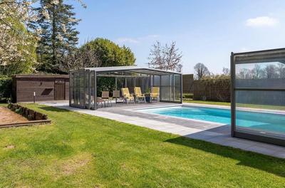 Maison - 550 m² - 14 pièces