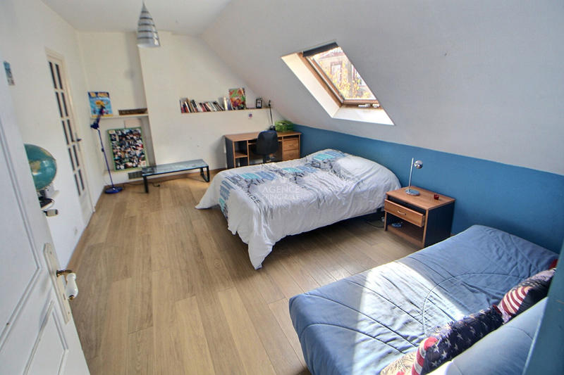 Maison - 143 m² - 6 pièces