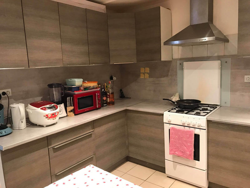 Maison - 280 m² - 12 pièces