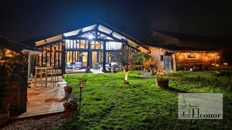 Maison ancienne - 309 m² - 6 pièces