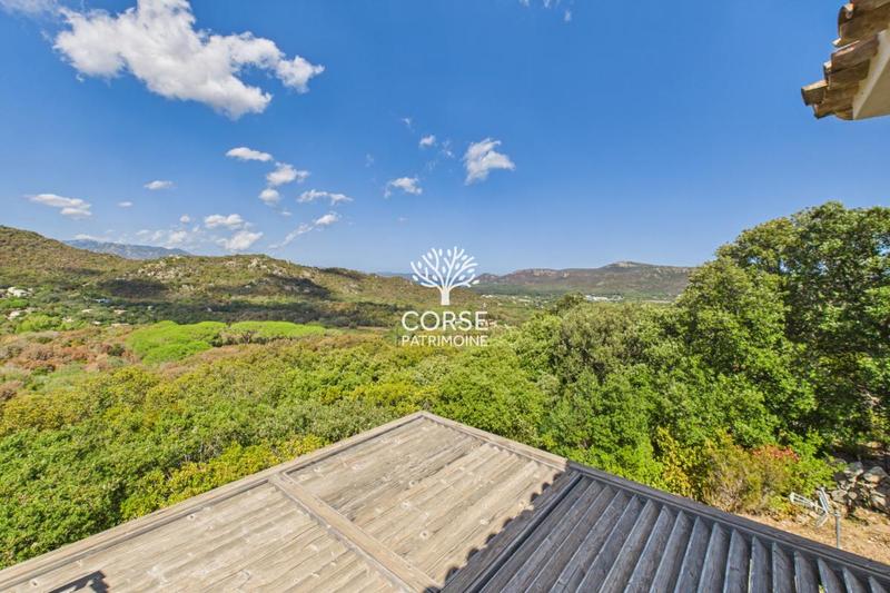 Villa - 220 m² - 8 pièces