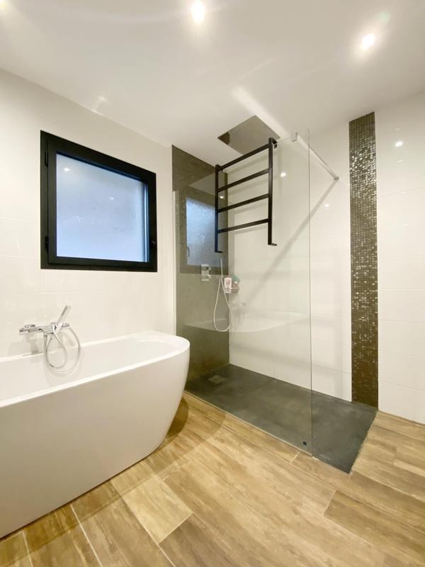 Maison - 153 m² - 6 pièces