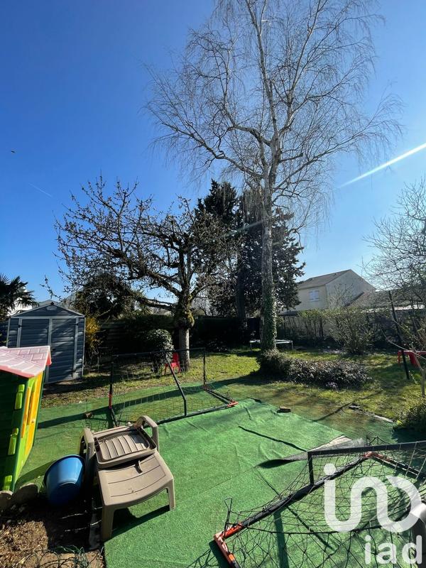 Maison - 93 m² - 5 pièces