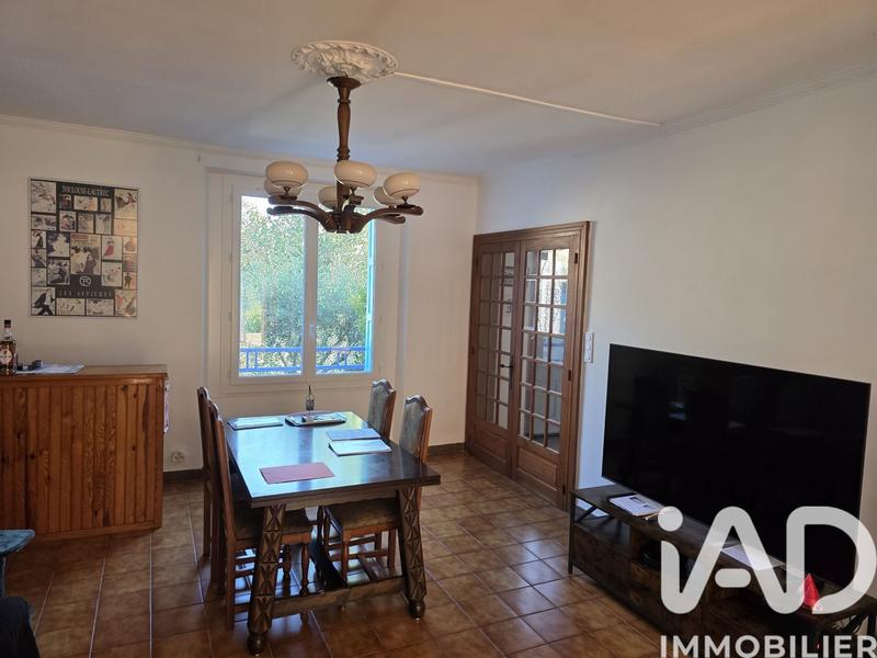 Maison - 181 m² - 6 pièces