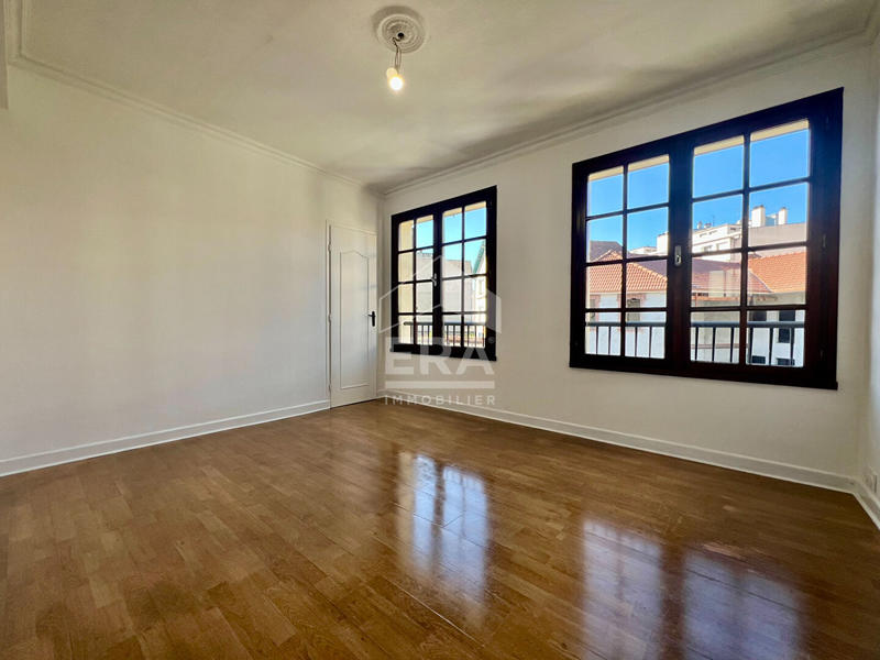 Appartement - 91 m² - 4 pièces