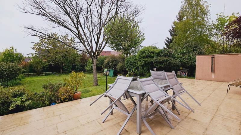 Maison - 147 m² - 6 pièces