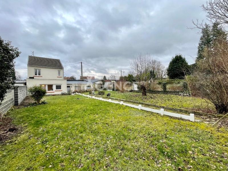 Maison - 93 m² - 5 pièces