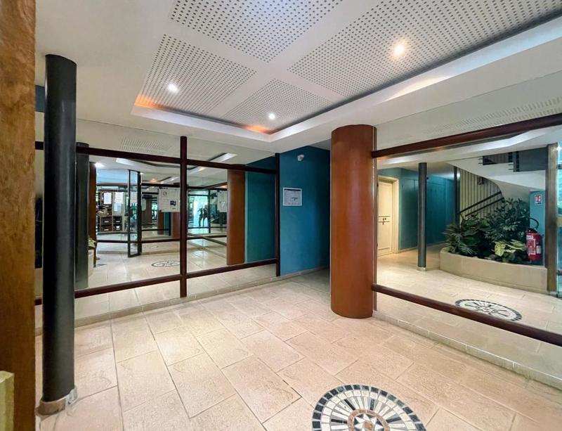 Studio - 25 m² - 1 pièce