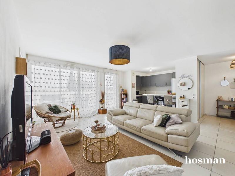 Appartement - 95 m² - 4 pièces