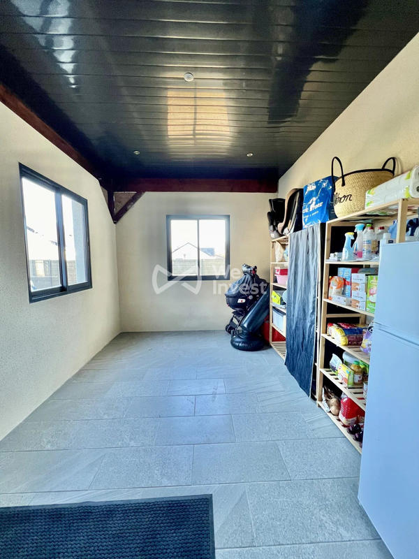 Maison - 185 m² - 6 pièces