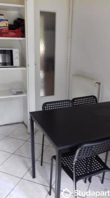 Chambre - 12 m² - 1 pièce