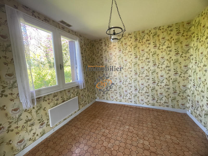 Maison - 99 m² - 5 pièces