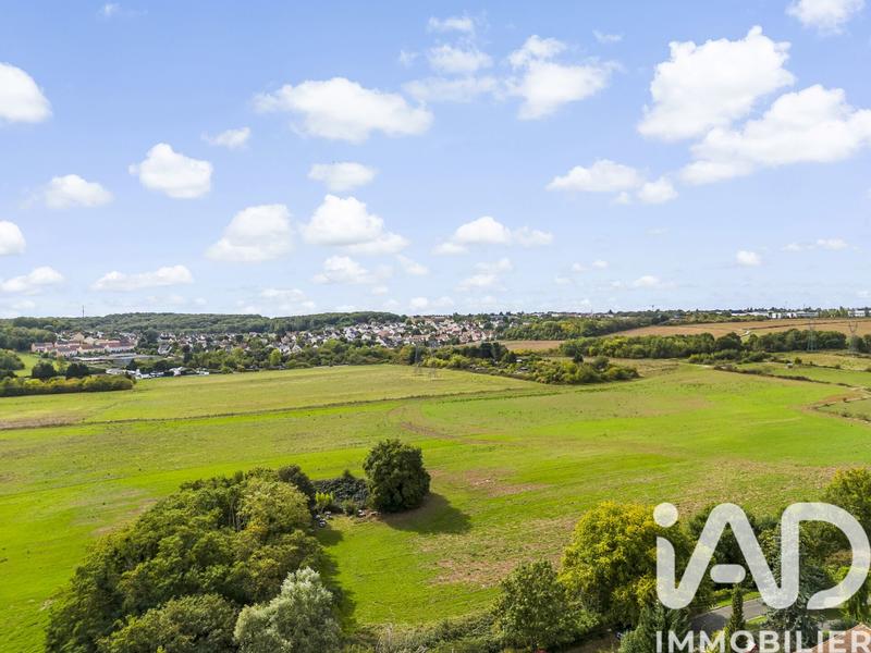 Maison - 230 m² - 8 pièces