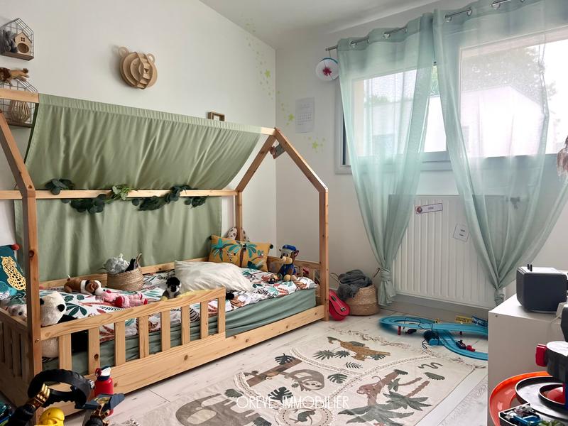 Maison - 105 m² - 6 pièces