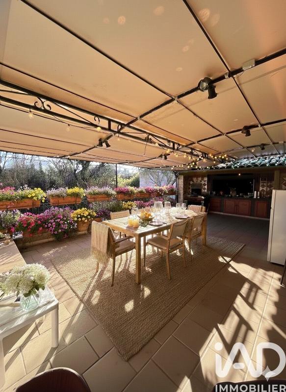 Maison - 170 m² - 5 pièces