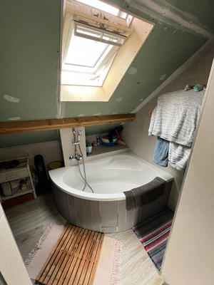 Maison - 90 m² - 5 pièces