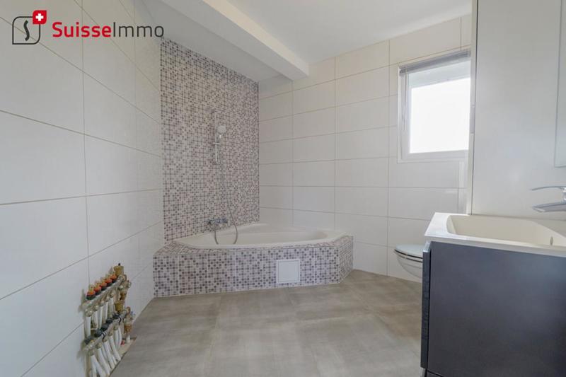 Maison - 180 m² - 6 pièces