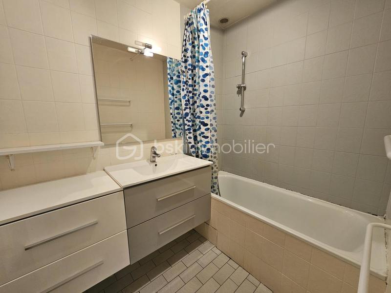 Maison - 85 m² - 6 pièces