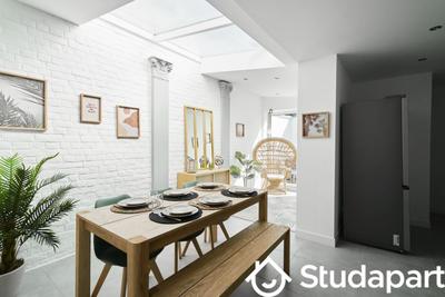 Chambre - 11 m² - 1 pièce