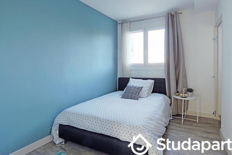 Chambre - 10 m² - 1 pièce