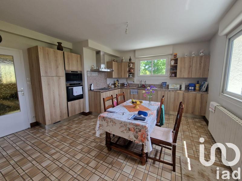 Maison de maîtres - 303 m² - 8 pièces