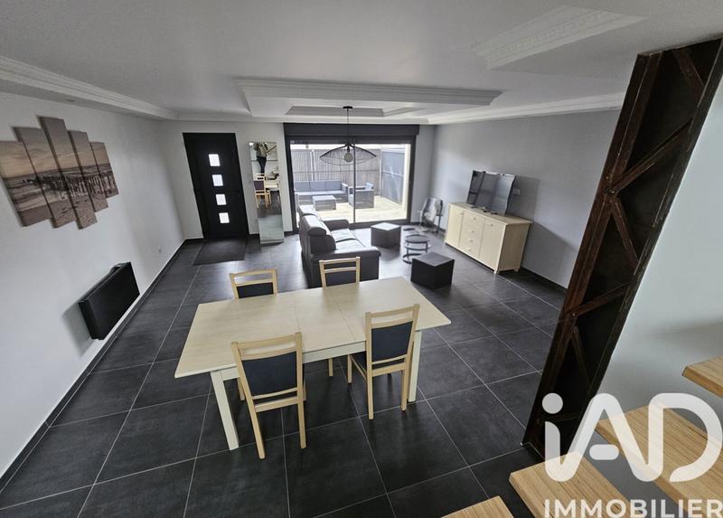 Loft - 91 m² - 4 pièces