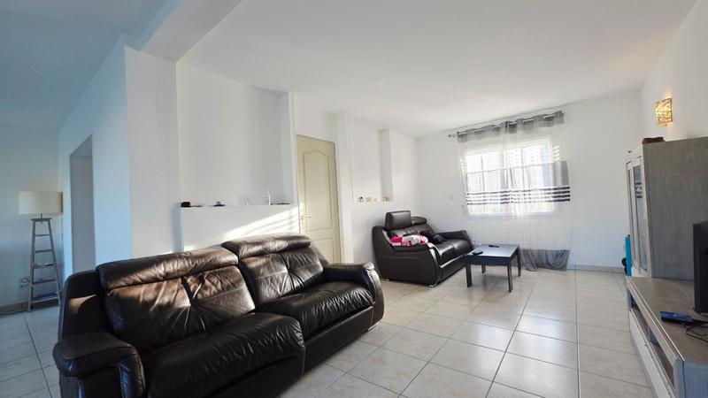 Maison - 165 m² - 6 pièces