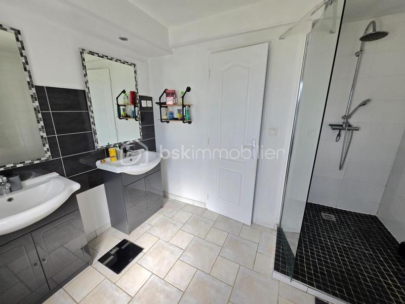 Maison de village - 205 m² - 6 pièces