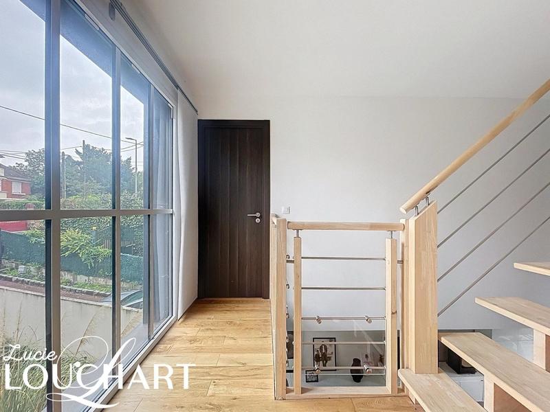 Maison - 178 m² - 7 pièces