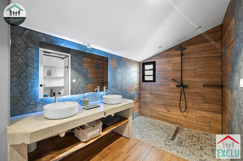 Maison - 122 m² - 6 pièces