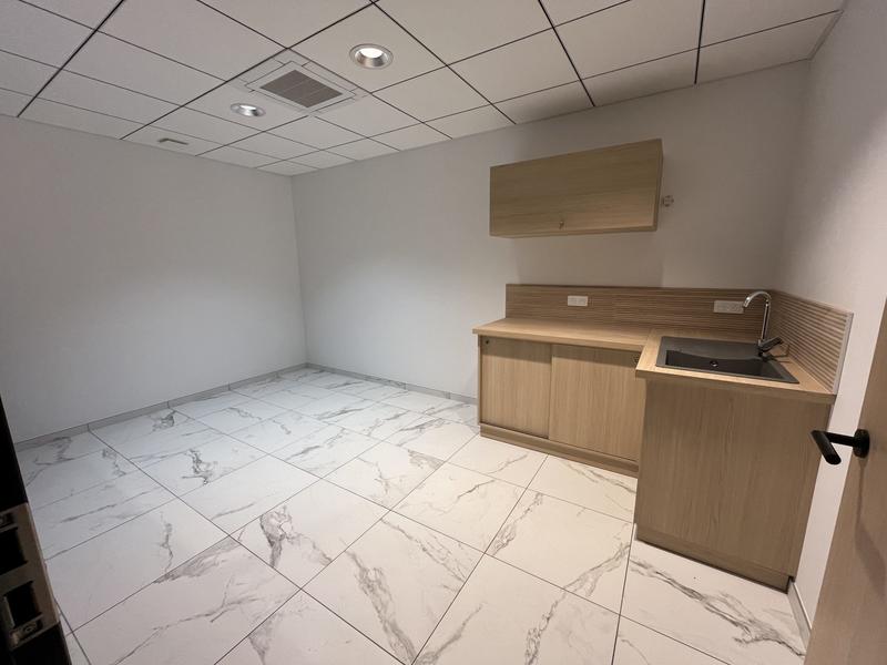 Bureau - 137 m²