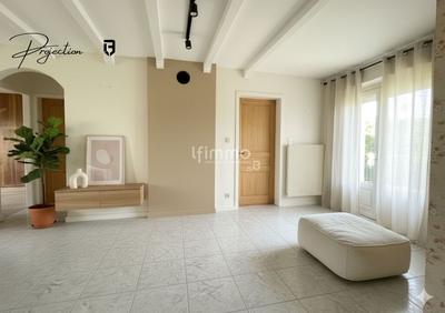 Maison - 154 m² - 6 pièces