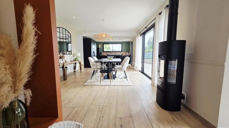 Maison - 130 m² - 6 pièces