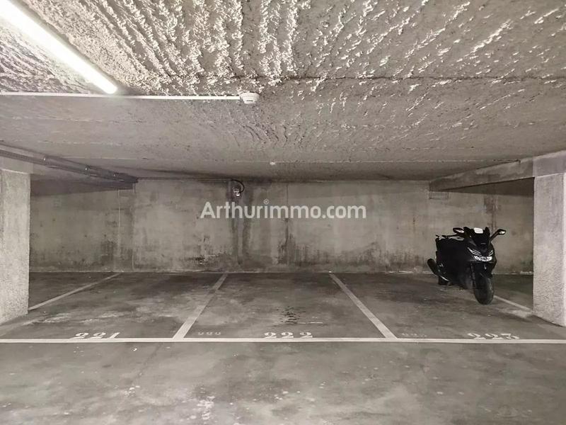 Parking / Garage - 13 m²