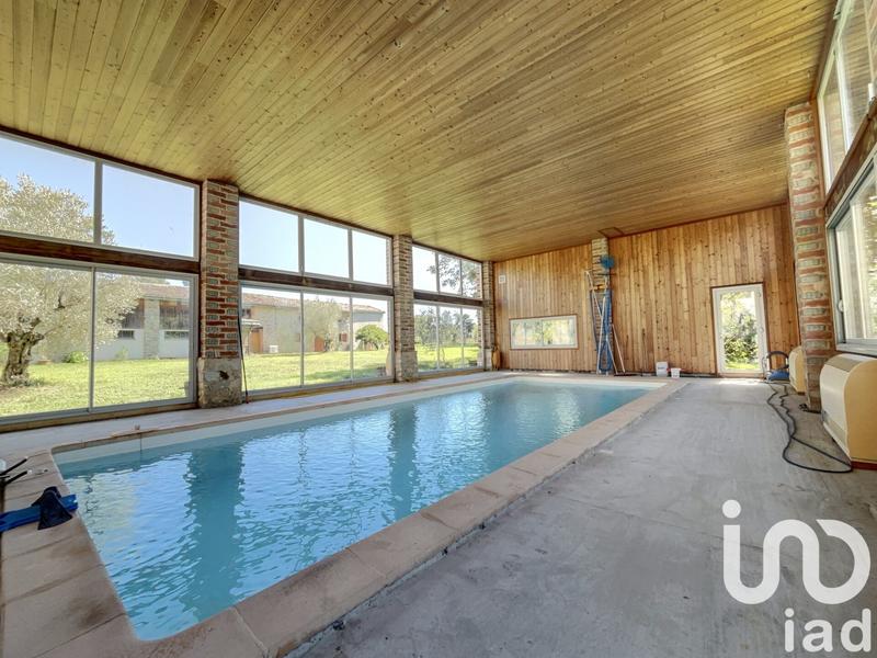 Maison - 564 m² - 13 pièces