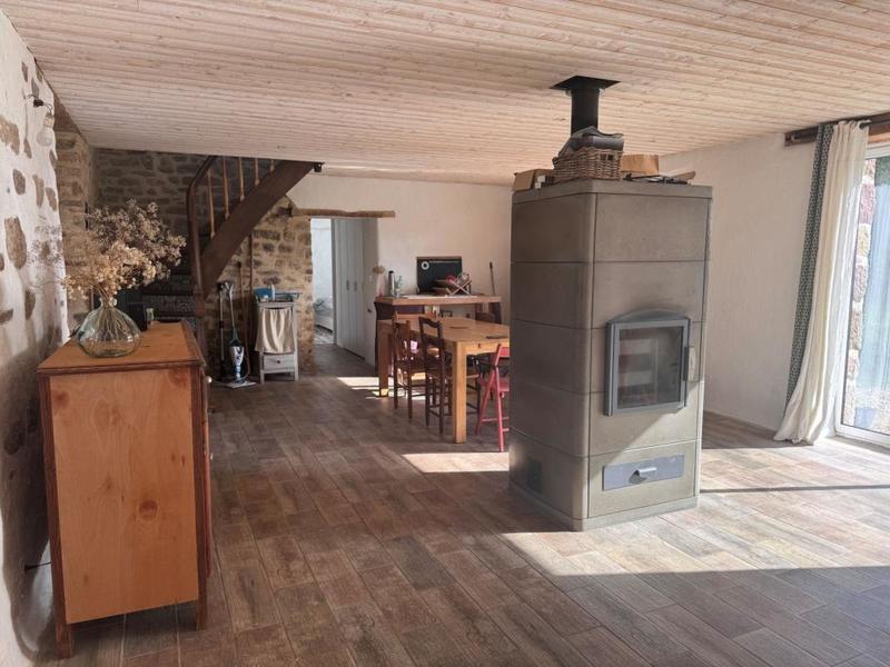 Maison - 95 m² - 4 pièces