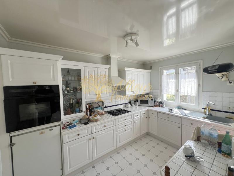 Pavillon - 135 m² - 6 pièces