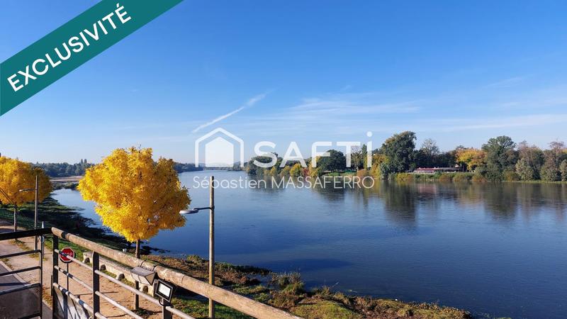 Local commercial - 893 m²