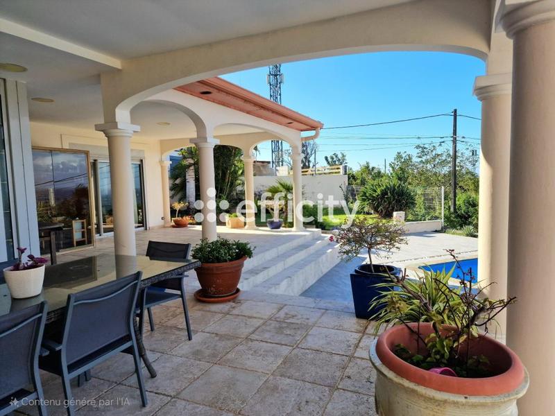 Maison - 168 m² - 4 pièces