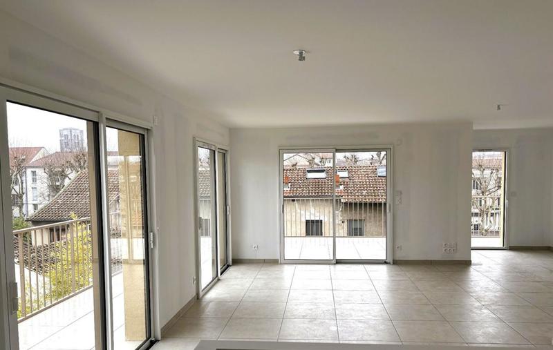 Appartement - 126 m² - 5 pièces