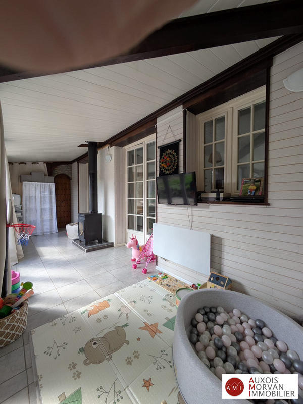 Maison - 100 m² - 10 pièces