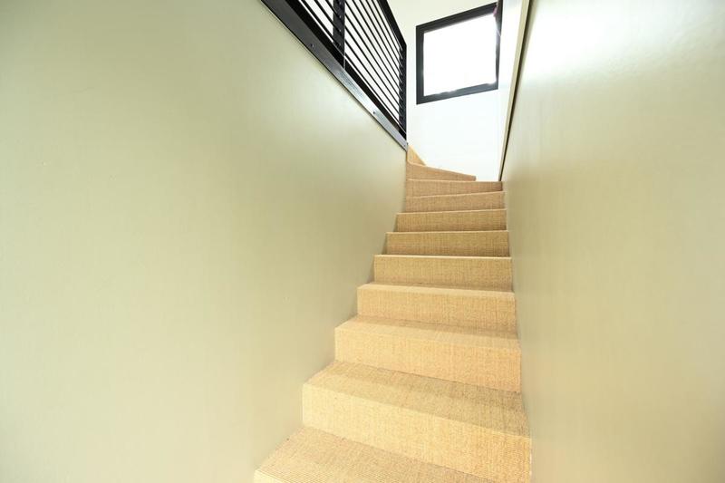 Maison - 270 m² - 7 pièces