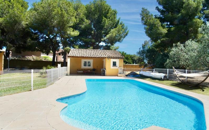 Villa - 250 m² - 6 pièces