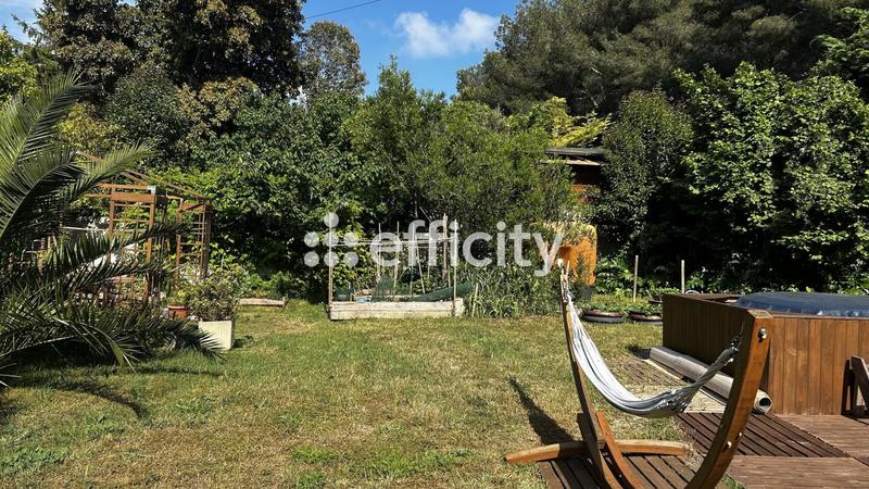 Villa - 125 m² - 5 pièces