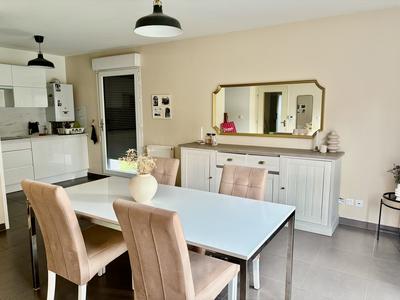 Maison - 84 m² - 6 pièces