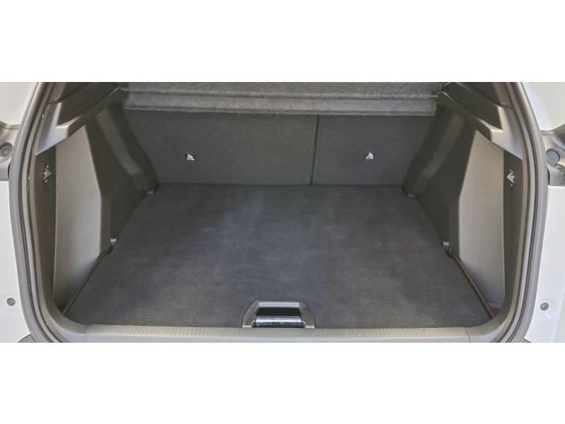 Peugeot 2008 BlueHDi 130 s&amp;S Eat8 Allure Business