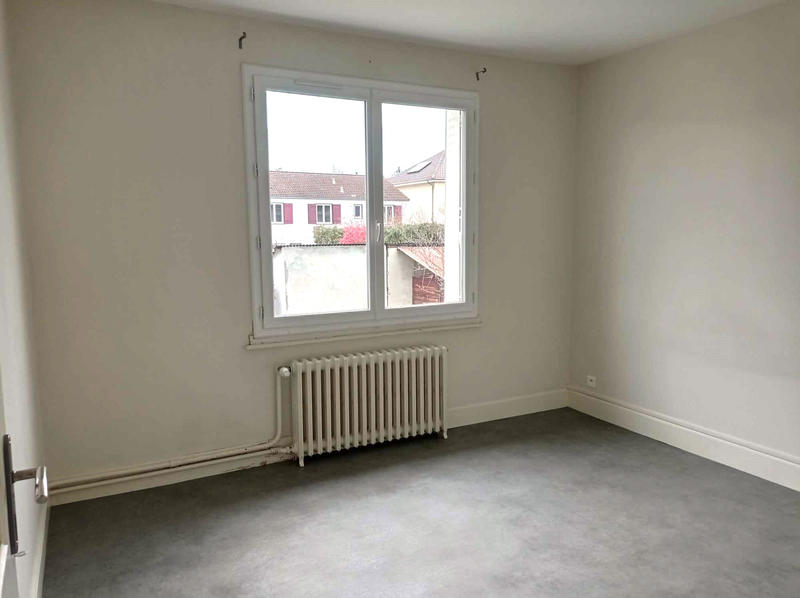 Maison - 73 m² - 5 pièces