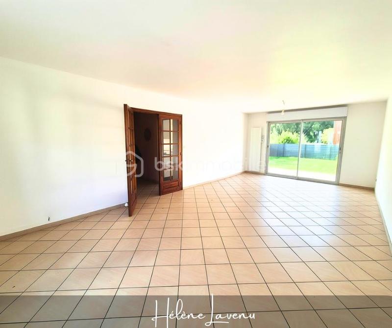 Pavillon - 120 m² - 5 pièces